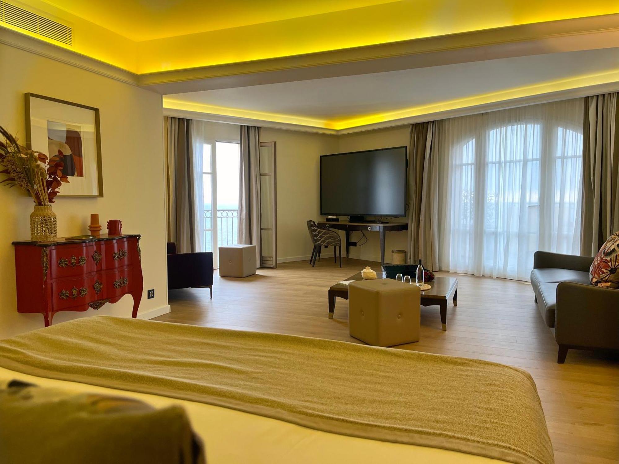 Hotel Des Gouverneurs Bastia  Zewnętrze zdjęcie