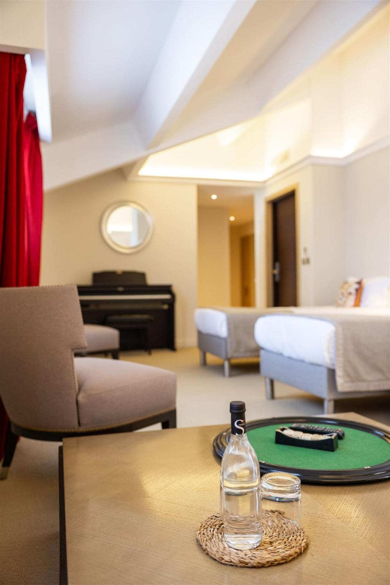 Hotel Des Gouverneurs Bastia  Zewnętrze zdjęcie